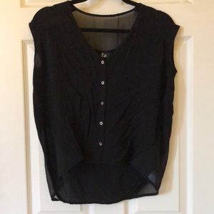 UO sleeveless blouse